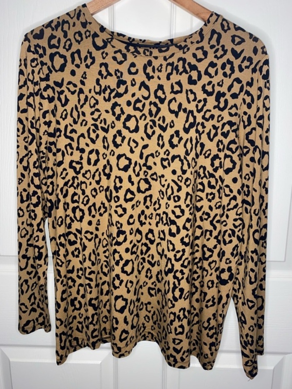Chico's Black and Tan Leopard Print Top